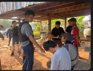 ชุดสืบสวน สภ.หินดาด ได้มีการจับกุมตัวผู้ต้องหา “มียาเสพติดให้โทษประเภท 1” จำนวน 1 ราย